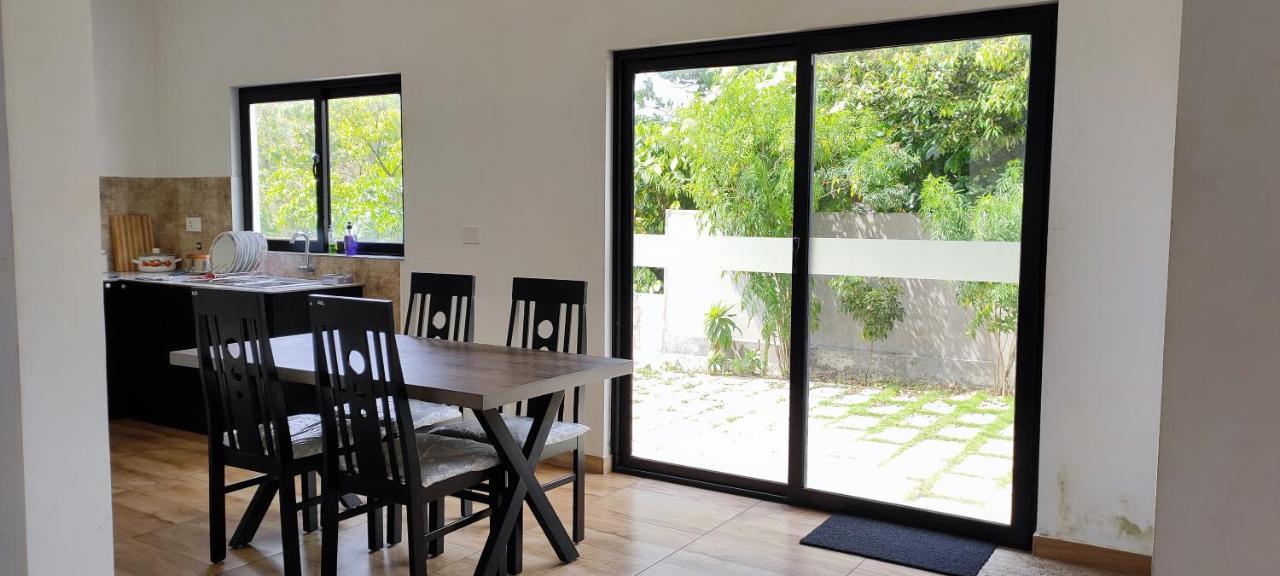 Winter Woods Homestay *